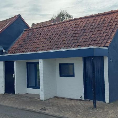 Schrijvershuisje - Sfeer & Stilte Zeeuws Vlaanderen Zaamslag Exterior foto